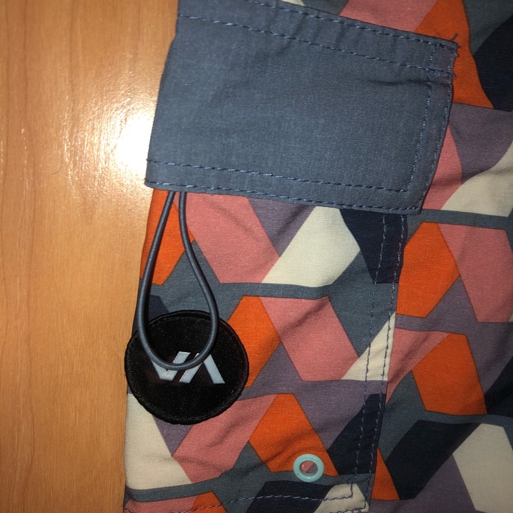 RVCA Board shorts - Picture 3 of 3